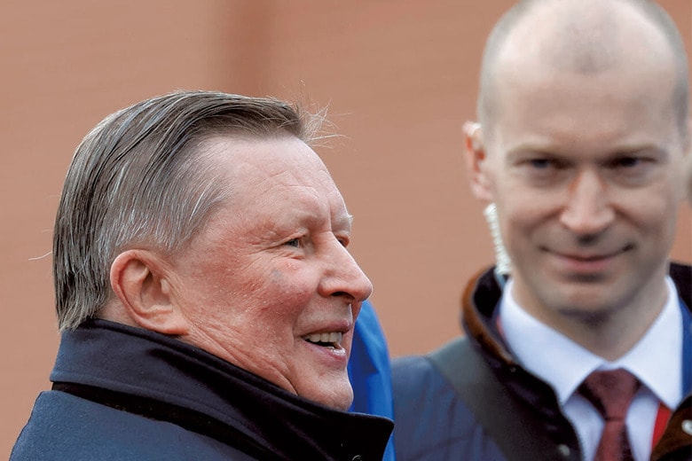 プーチンの後継者と目されたイワノフ（左）も「謎の世界観」の持ち主　MAXIM SHEMETOV-REUTERS