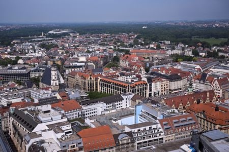 ドイツ連邦統計庁が１４日発表した２月の消費者物価指数（ＣＰＩ）改定値は、欧州連合（ＥＵ）基準（ＨＩＣＰ）で前年比２．６％上昇し、速報値の２．８％から下方修正された。ライプチヒで２０２４年撮影。（２０２５年　ロイター/Annegret Hilse/File Photo）