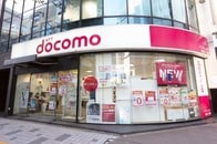 iPhone買うと5万円の利益!?　｢販売しろ｣と怒声の転売ヤーに店員が従うしかない理由