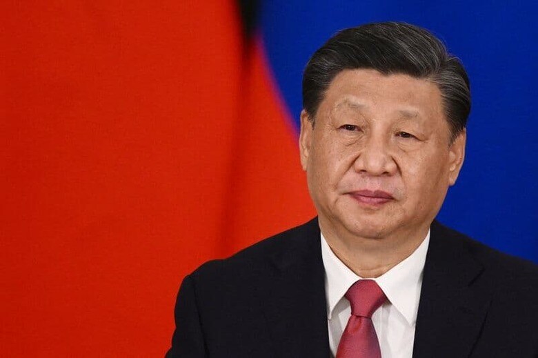 中国の習近平国家主席は26日、ウクライナのゼレンスキー大統領と電話会談を行った。3月撮影（2023年　ロイター/Sputnik/Vladimir Astapkovich/Kremlin via REUTERS）