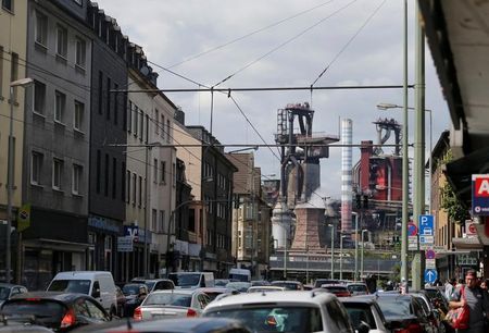 　ドイツ連邦雇用庁が３１日発表した３月の雇用統計によると、失業者数が増加し、失業率は小幅上昇した。写真はデュイスブルクで２０１９年７月撮影（２０２３年　ロイター／Leon Kuegeler）