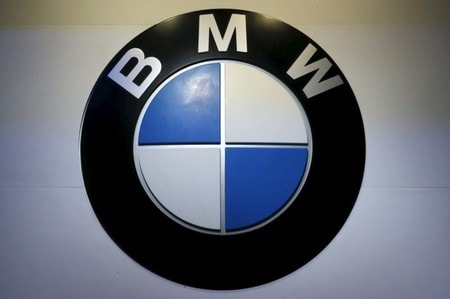 　６月２日、独自動車大手ＢＭＷは社内の一部門を自動運転車の開発センターに編成しなおしたことが同社幹部の話で明らかになった。写真はバンコクで３月撮影（２０１６年　ロイター/Chaiwat Subprasom）