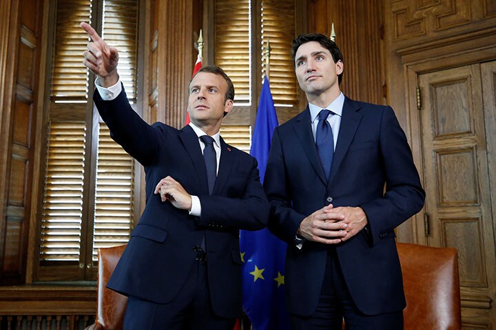 マクロンとトルドーには「アメリカ抜き」の世界のビジョンが見えている？　Chris Wattie-REUTERS