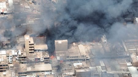国連は１７日、国軍と準軍事組織「即応支援部隊（ＲＳＦ）」の戦闘が続くスーダン向けに３０億ドルの援助を集める活動を開始した。提供画像（２０２３年　ロイター）