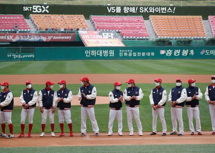 5月5日にはプロ野球が無観客試合で開幕した...... REUTERS/Kim Hong-Ji