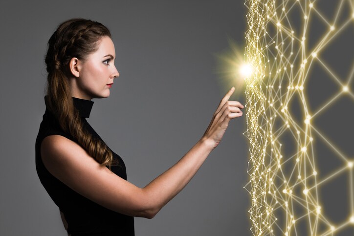 『The Power』のストーリーでは女性が肉体的な特殊能力を持つ　chombosan/iStock.