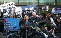 ウィキリークス創設者アサンジ容疑者起訴　｢報道の自由｣巧みに避けた米当局
