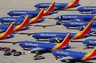 いまだ飛べない737MAX、航空各社の「稼ぎ時」を直撃