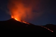 【クイズ】世界で最も「火山が多い国」はどこ？