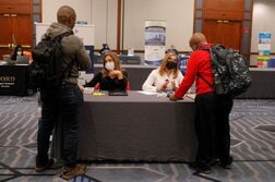 米ＡＤＰ民間雇用、4月10.9万人増　予想上回る