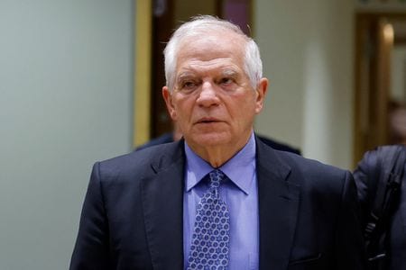 欧州連合（ＥＵ）の外相に当たるボレル外交安全保障上級代表は２４日、中国のロシアとのパートナーシップには限界があり、欧州は中国がロシアによるウクライナ戦争から距離を置くことを歓迎すべきと述べた。撮影（２０２３年　ロイター/Johanna Geron）