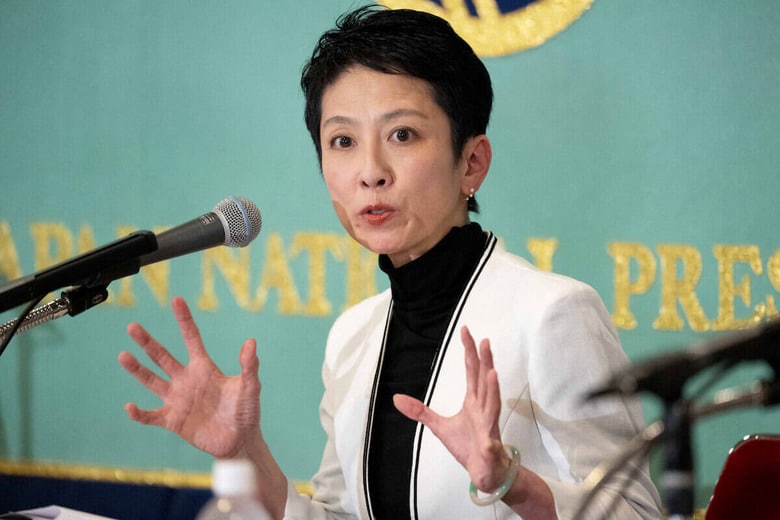 6月19日、東京都知事選立候補予定者の共同記者会見に臨んだ蓮舫　Yuichi Yamazaki/Pool via REUTERS