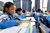 言語を奪われ、社会が崩壊する...150人以上が「焼身自殺」、中国支配のチベットの実態