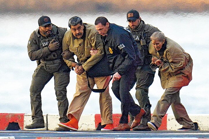 1月5日、ニューヨークに連行されるマドゥロ夫妻 XNYーSTAR MAXーGC IMAGES/GETTY IMAGES