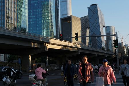 　１月２０日、中国財政省は２０日、低迷する内需を押し上げるため、消費者、サービス企業、設備更新が必要な企業に対する利子補給を２０２６年末まで延長すると発表した。写真は２０２４年１０月、北京で撮影（２０２６年　ロイター／Florence Lo）