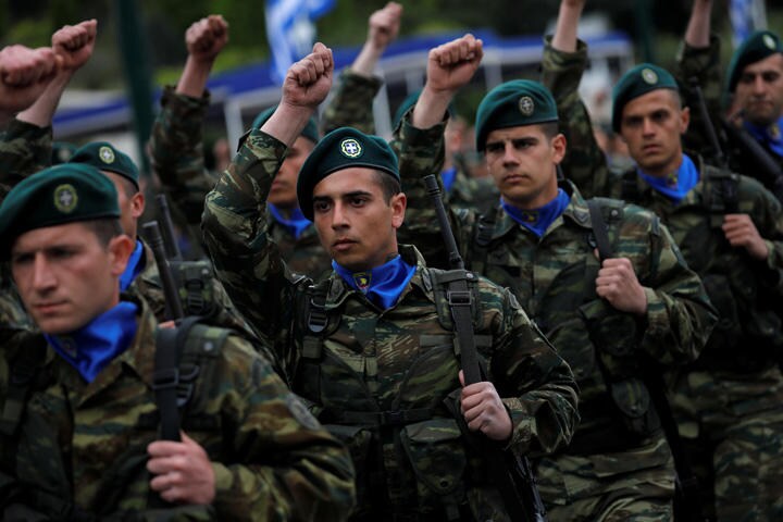 ギリシャが主導し、欧州25カ国の国防相が合意している　Alkis Konstantinidis-REUTERS