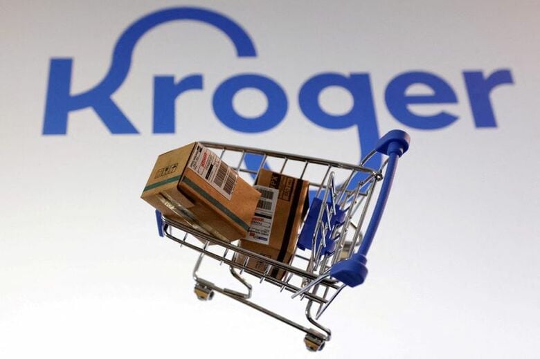 写真はクローガーのロゴ。2025年2月撮影。REUTERS/Dado Ruvic