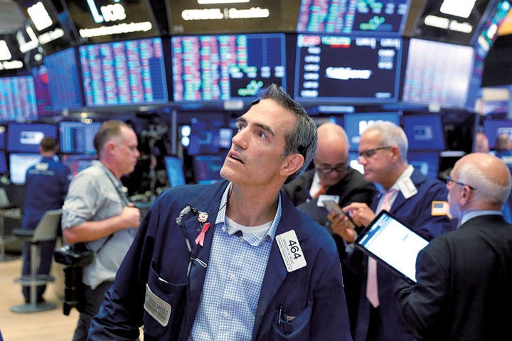 市場は逆イールドの発生が景気後退への突入を示唆すると戦々恐々だが　LUCAS JACKSON-REUTERS