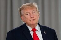 トランプ支持率低迷、経済不安も拡大...中間選挙70日前、共和党へ逆風