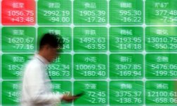 日経平均は大幅続落、朝高後失速　ＡＩ関連株に売り集中