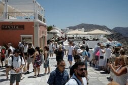 ギリシャ、26年成長率予想を2％に下方修正　中東紛争で