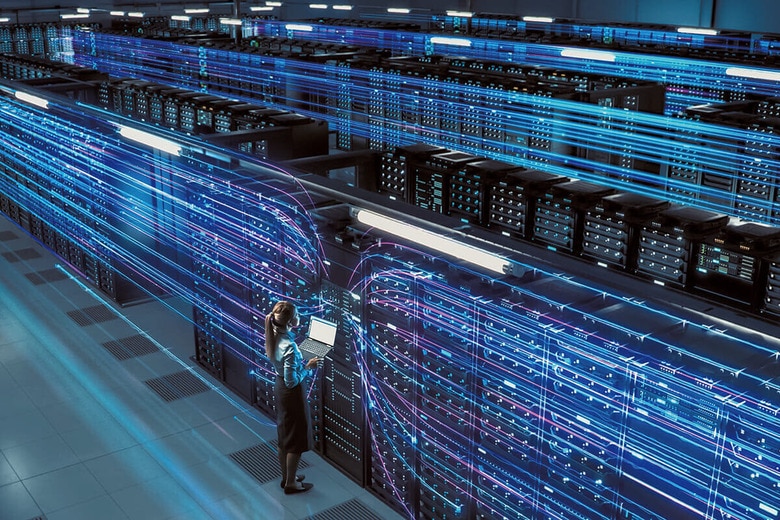 データセンターの精密機器に湿気はNGだ　GORODENKOFF/SHUTTERSTOCK