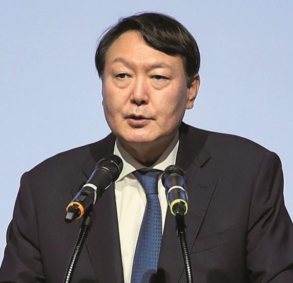動向が注目される支持率トップの尹　YONHAP NEWS/AFLO