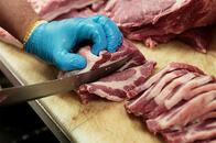 ファーウェイCFO釈放求める中国、カナダの食肉検査を強化へ