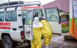 コンゴのエボラ死者1000人突破、封じ込め難航　治安悪化と物資不足で