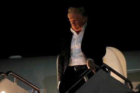 　５月９日、トランプ米大統領（写真）は地球温暖化対策の国際的枠組み「パリ協定」からの離脱をめぐる決定を、２６－２７日にイタリア・シチリア島で開催される主要７カ国（Ｇ７）首脳会議から帰国するまで行わない見通しであることが明らかになった。７日撮影（２０１７年　ロイター/Jonathan Ernst）
