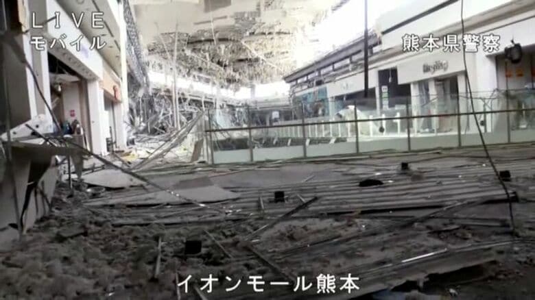 写真は警察が公開したイオンモール熊本の内部映像のスクリーンショット。7月29日、熊本県嘉島町で撮影。Japan's National Police Agency/Handout via REUTERS