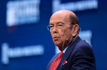 　５月１６日、米国のロス商務長官（写真）は、日本とトルコから輸出された鉄筋について、ダンピング（不当廉売）があったとする最終判断を下したと声明で明らかにした。写真は５月、米カリフォルニア州ビバリーヒルズで行われたミルケン会議で撮影（２０１７年　ロイター／Mike Blake）