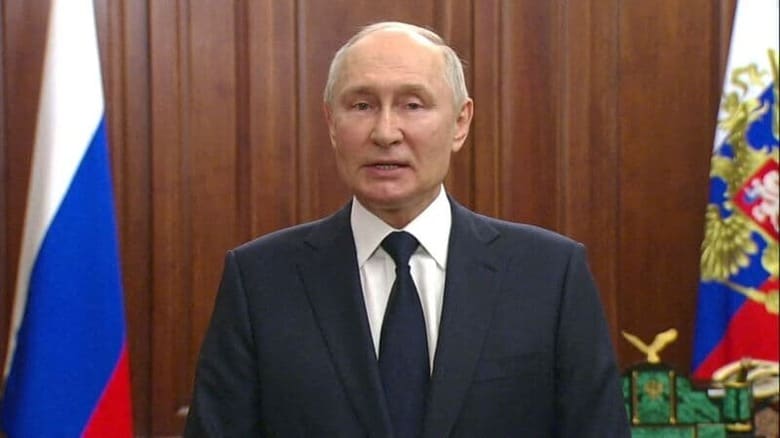 ロシアのプーチン大統領は26日、民間軍事会社ワグネルによる先週末の反乱で死亡したパイロットに哀悼の意を表明した。写真は演説の動画より抜粋（2023年　ロイター/Kremlin.ru）