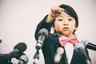 今後、日本語は長くてくどくなる──コミュニケーションの「高」と「低」