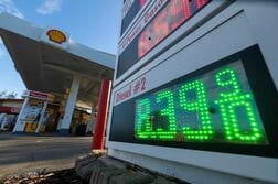 燃料高騰の追加負担、米消費者が世界最大　イラン戦争で＝調査