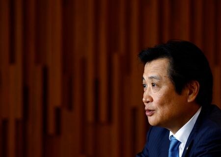 ＳＭＢＣ日興証券の吉岡秀二社長は、ロイターとのインタビューで、個人が保有する資産を包括的に管理するウェルスマネジメント事業で、三井住友フィナンシャルグループとの連携を強化して取り組む方針を示した。写真はインタビューに応じる吉岡社長。都内で７日撮影。（2024年 ロイター/Issei Kato）