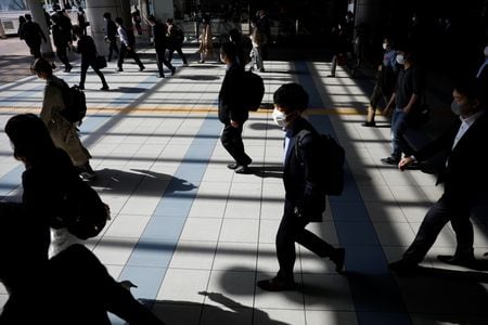 　１１月３０日、公明党の若松謙維財政・金融部会長はロイターとのインタビューで、政府のデフレ脱却宣言について、千載一遇のチャンスだが現状では宣言する状況にない、との認識を示した。写真は都内で２０２０年５月撮影（２０２３年　ロイター/Kim Kyung-Hoon ）