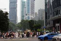 シンガポール人口が1.6％増、過去最高621万人　外国人が押し上げ