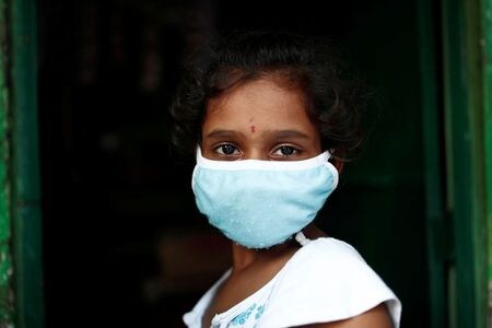 新型コロナウイルス感染が再拡大しているインドのハイテク産業中心地であるベンガルールで１４日、１週間のロックダウン（都市封鎖）措置が再導入された。ニューデリーで６月撮影（２０２０年　ロイター/ADNAN ABIDI）