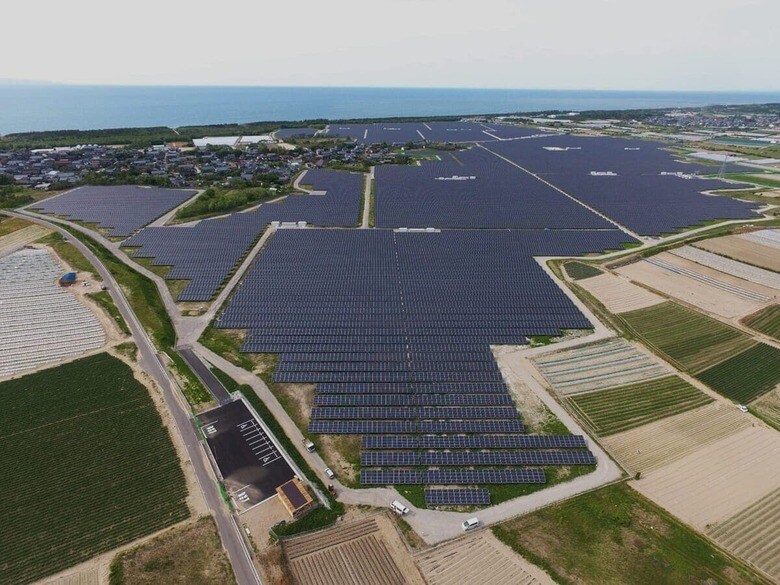 新潟市西区四ツ郷屋のメガソーラー「新潟県四ツ郷屋発電所」