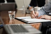 働き方改革でも骨抜きにされた「同一労働、同一賃金」