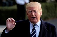 トランプ「フリン前補佐官の活動は合法」　司法妨害の可能性と専門家