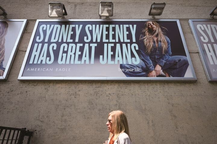 シドニー・スウィーニーを起用したアメリカンイーグルの広告
