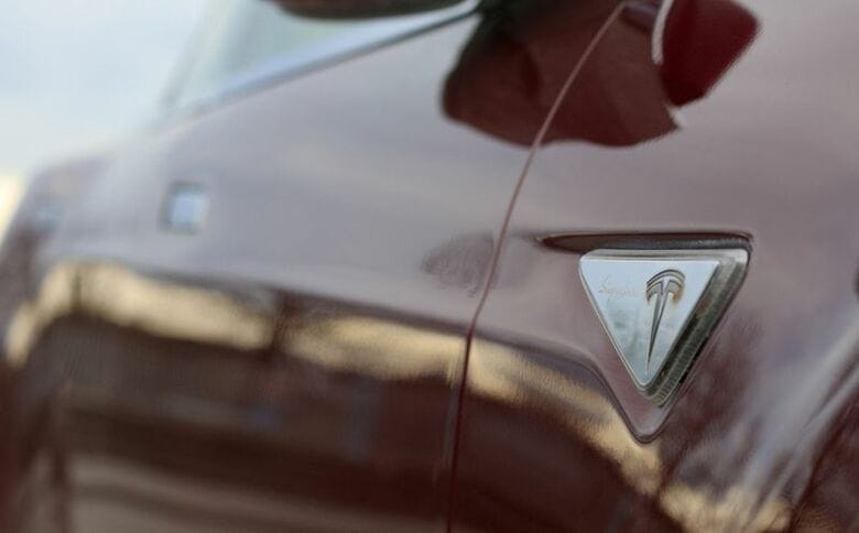 テスラ車。2025年4月10日、オスロで撮影。REUTERS/Marie Mannes/File Photo