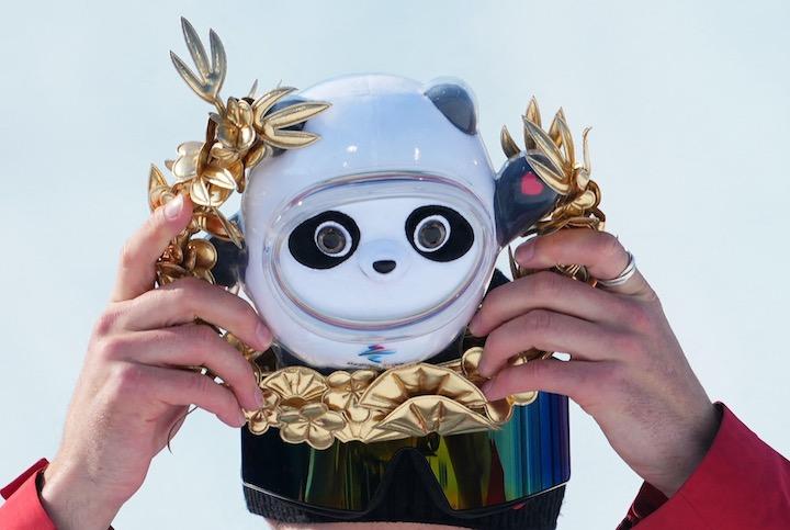 大会マスコット「ビンドゥンドゥン」が人気だが...... REUTERS/Aleksandra Szmigiel