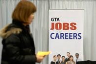 カナダ、8月雇用4.2万人減　失業率横ばいの6.4％