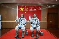 「宇宙強国」目指す中国、有人宇宙船が実験室とドッキング成功