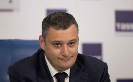 　１２月５日、ロシアのプーチン大統領は、ウクライナ軍に８月以降一部占領されている西部クルスク州の知事代行にヒンシュテイン下院議員（写真）を任命した。モスクワで８月撮影（２０２４年　ロイター／Maxim Shemetov）