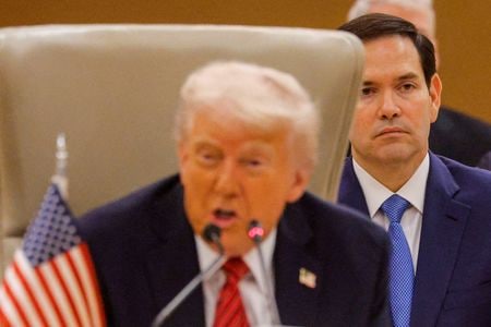 湾岸諸国を歴訪中のトランプ米大統領は、１４日までのサウジアラビア訪問中に、シリアの首都ダマスカスに「トランプタワー」を建設する案やゴルフに関連する話は出なかったと述べた。１４日撮影（２０２５年　ロイター/Brian Snyder）