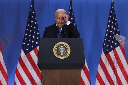 バイデン米大統領がウクライナのゼレンスキー大統領を「プーチン大統領」と言い間違えるなどしたことを、ロシア国内メディアが大きく報じている。１１日撮影（２０２４年　ロイター/Leah Millis）